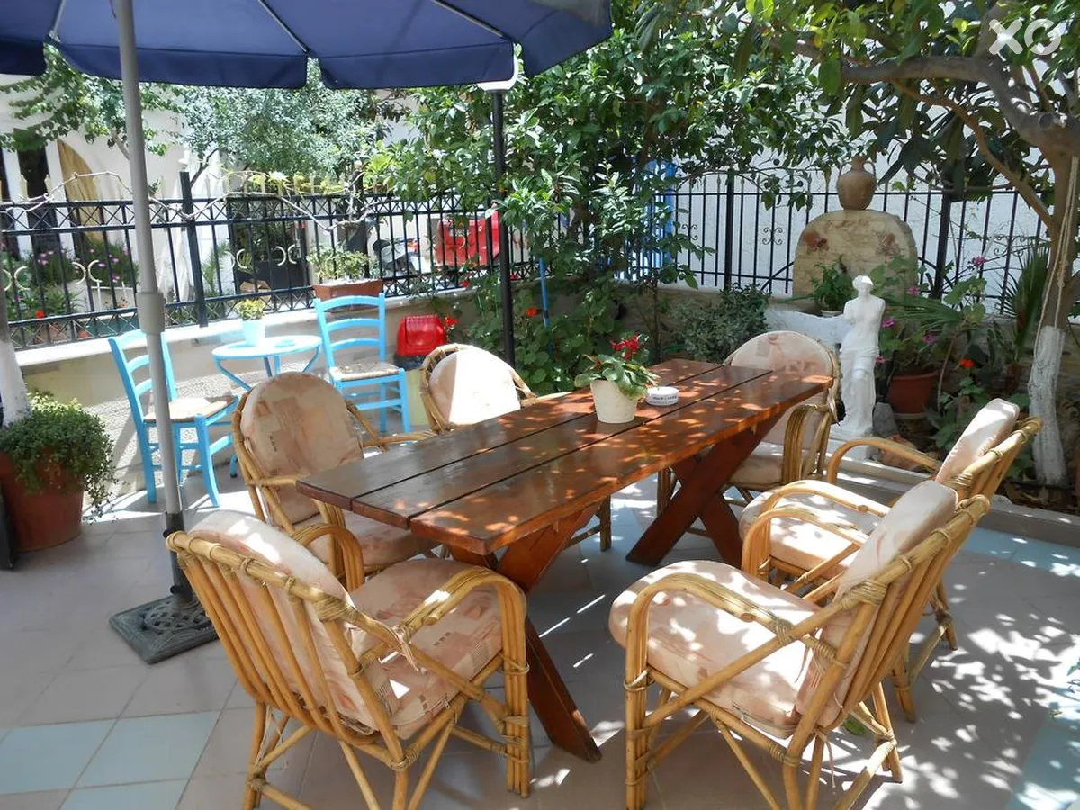 Voula Hotel & Apartments