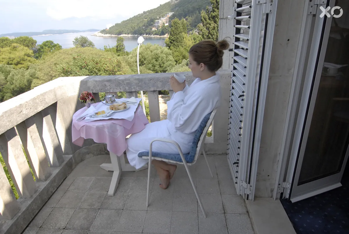 Komodor Hotel