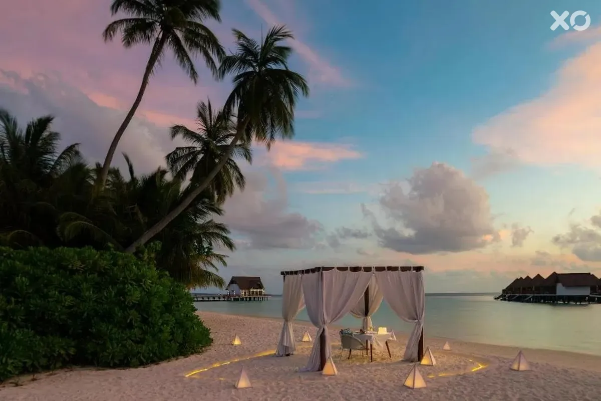Mercure Maldives Kooddoo Resort