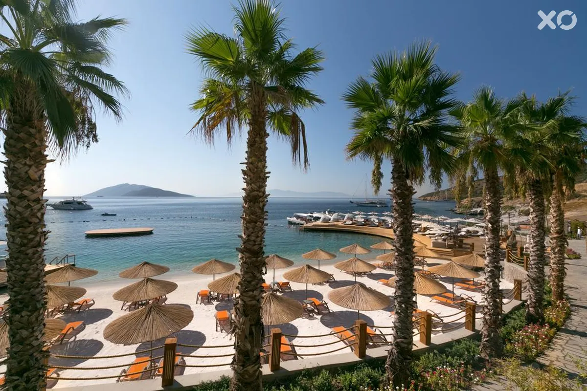 Caresse a Luxury Collection Resort & Spa