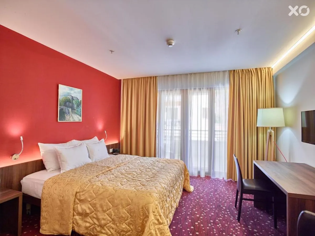 Pine Hotel