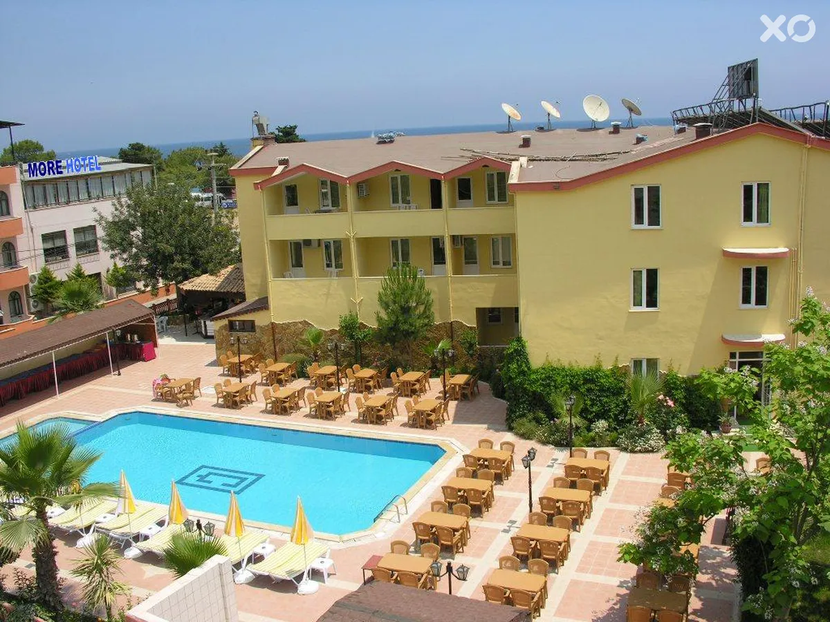 More Hotel