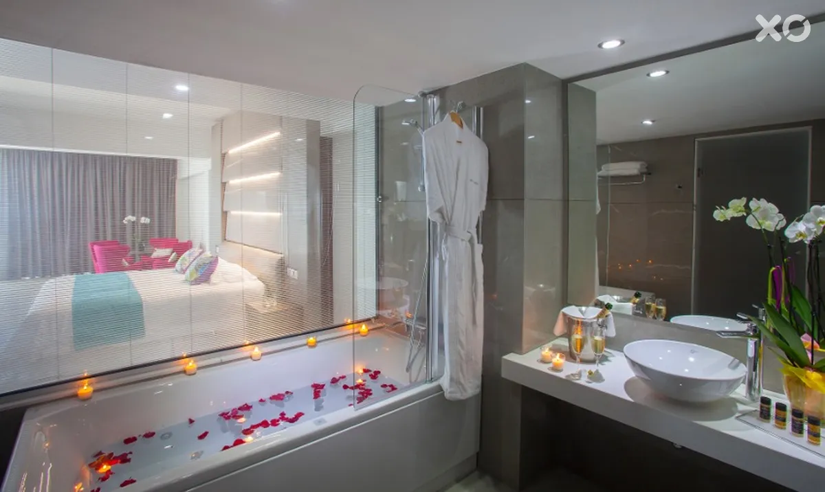 King Evelthon Beach Hotel & Resort
