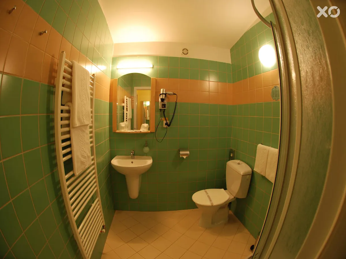 Tosca EA Hotel