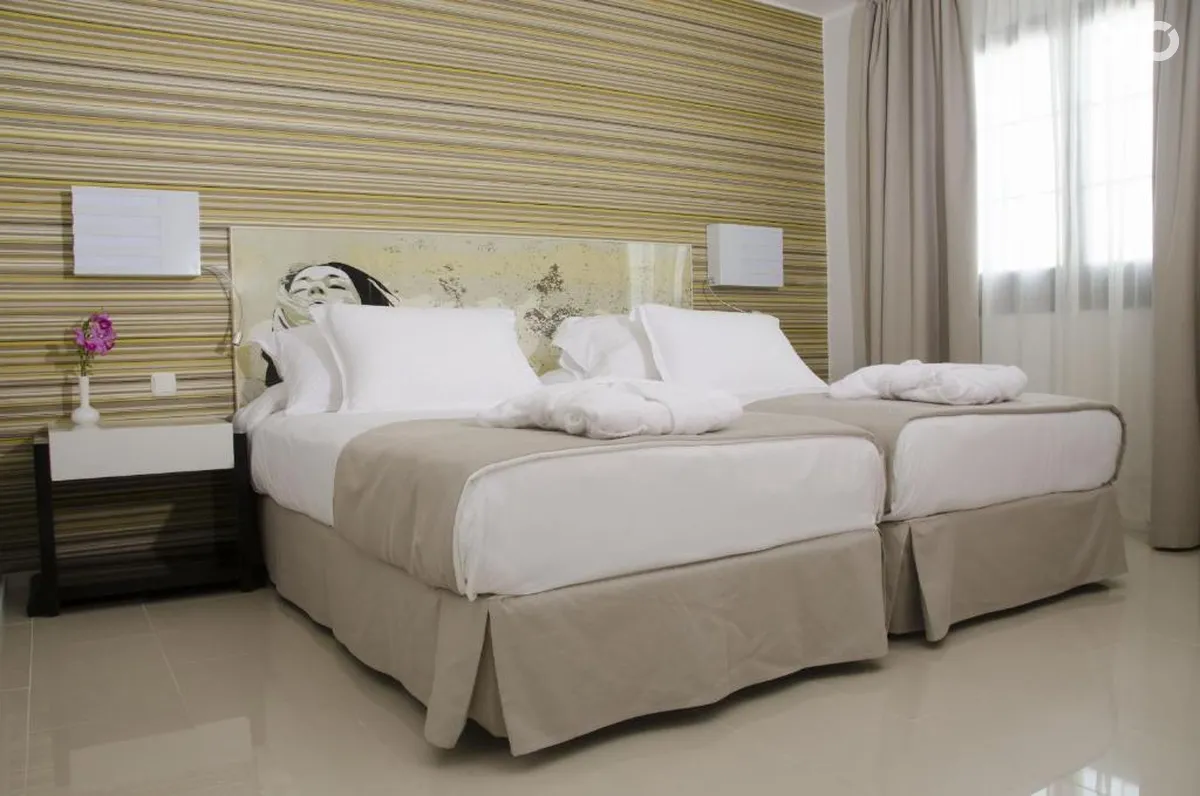 H10 White Suites Boutique Hotel