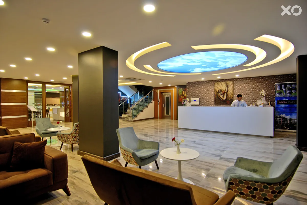 Kleopatra Ramira Hotel