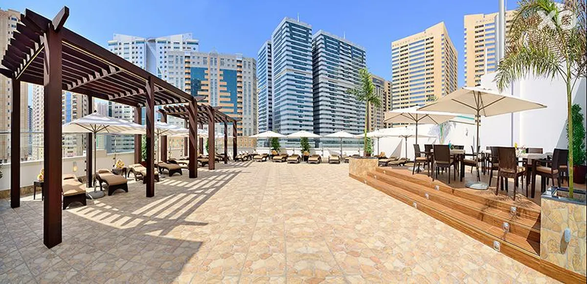 Golden Sands Hotel