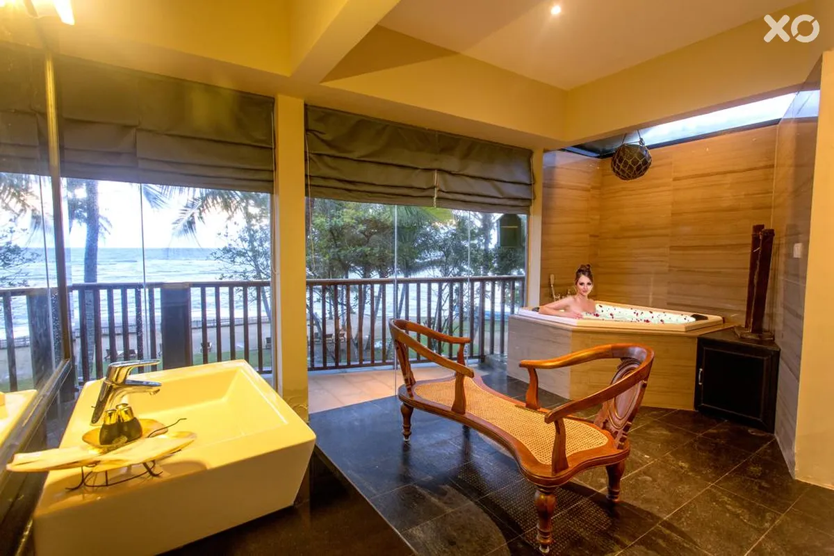 Earl's Reef Beruwala