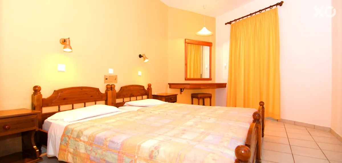 Zeus Hotel