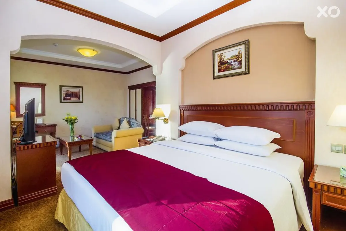 Riviera Hotel
