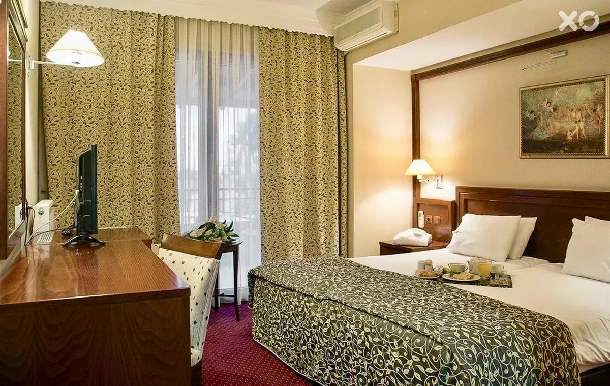 Avalon Hotel