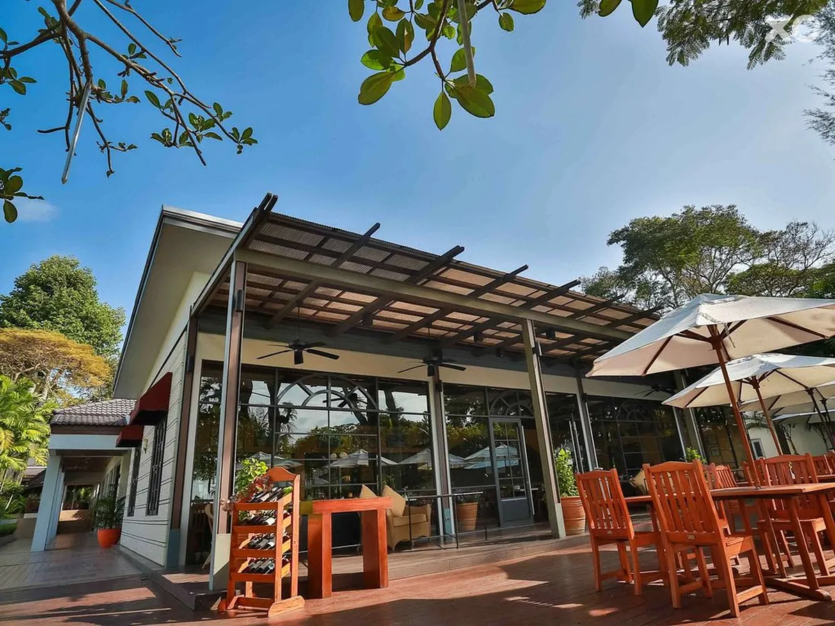 Novotel Rayong Rim Pae Resort Hotel