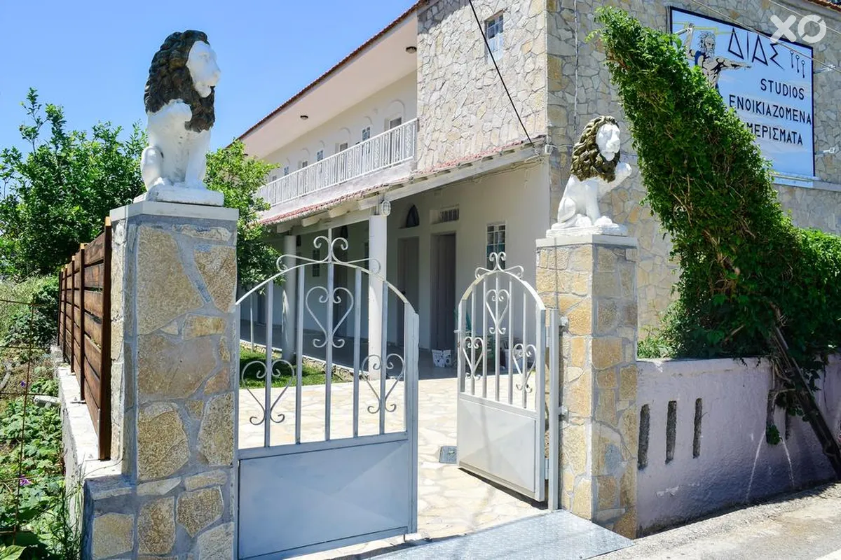Dias Apartments