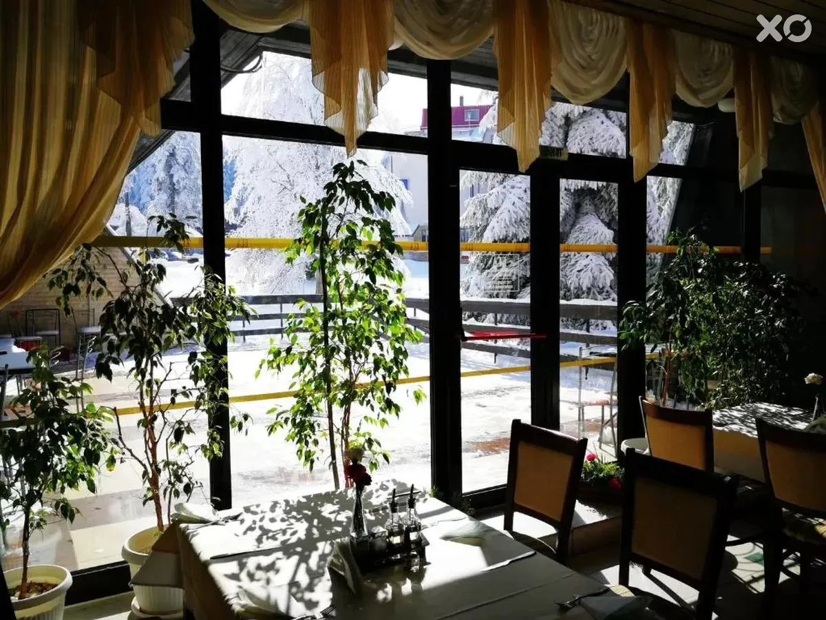 Ela Hotel
