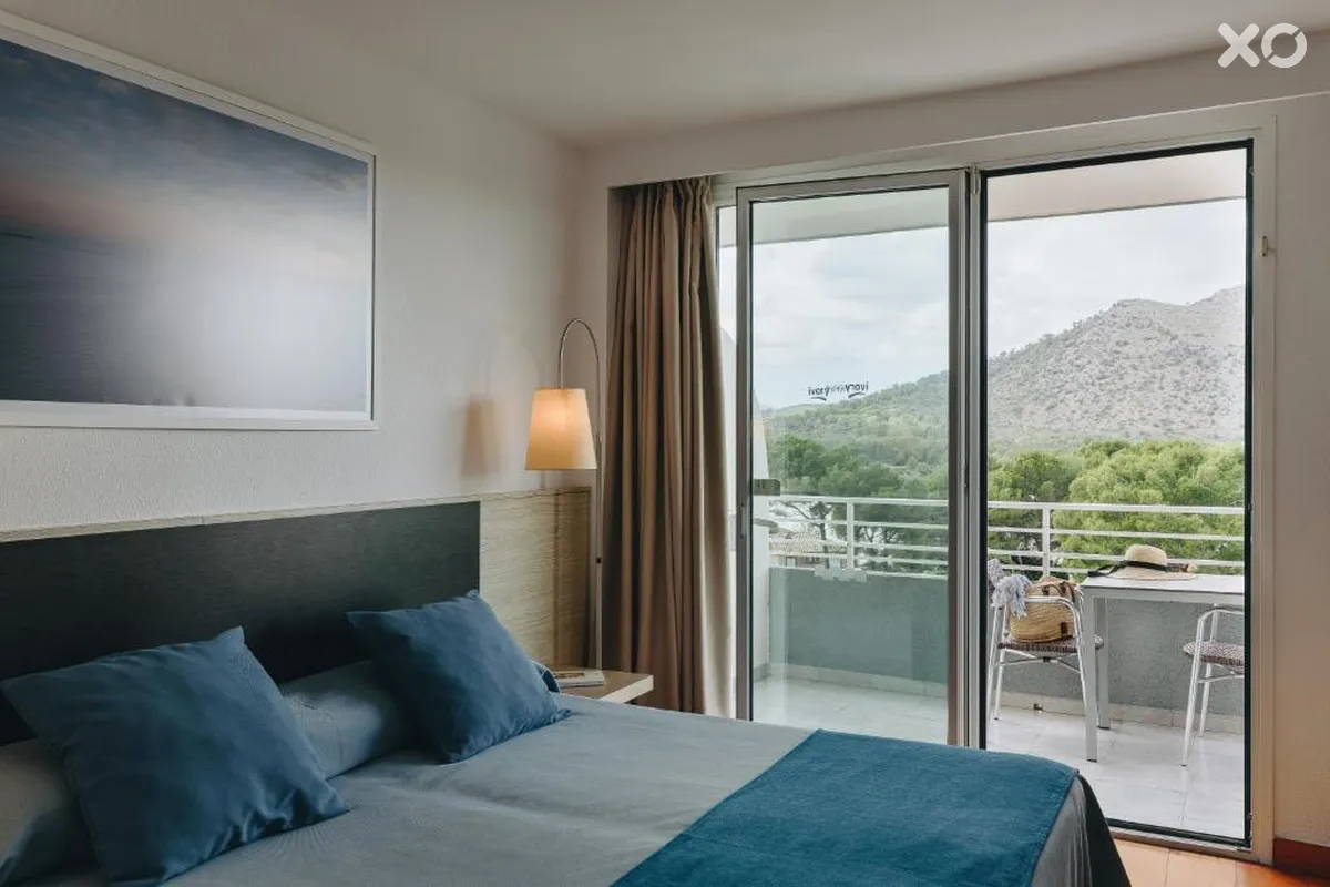 Ivory Playa Hotel