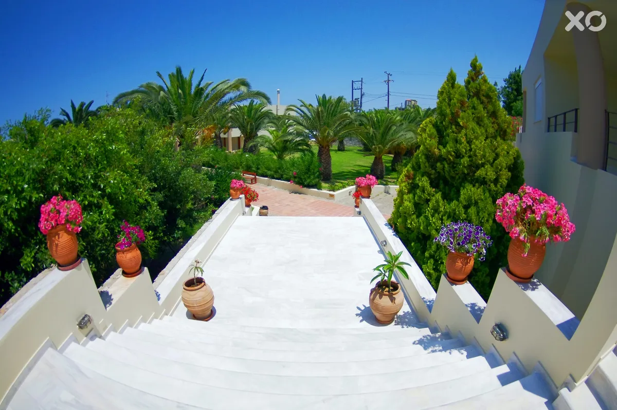 Eleftheria Hotel