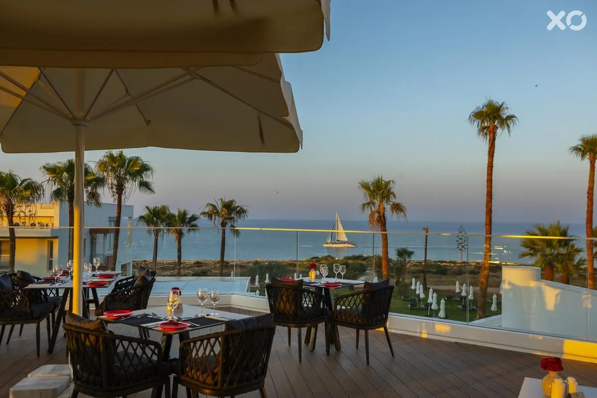 Leonardo Crystal Cove Hotel & Spa by the Sea