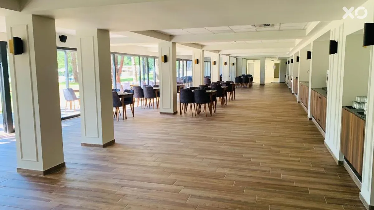 Queen Nelly Park Hotel Kiten