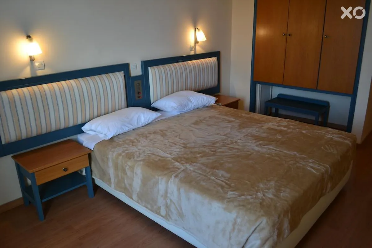 Astron Hotel