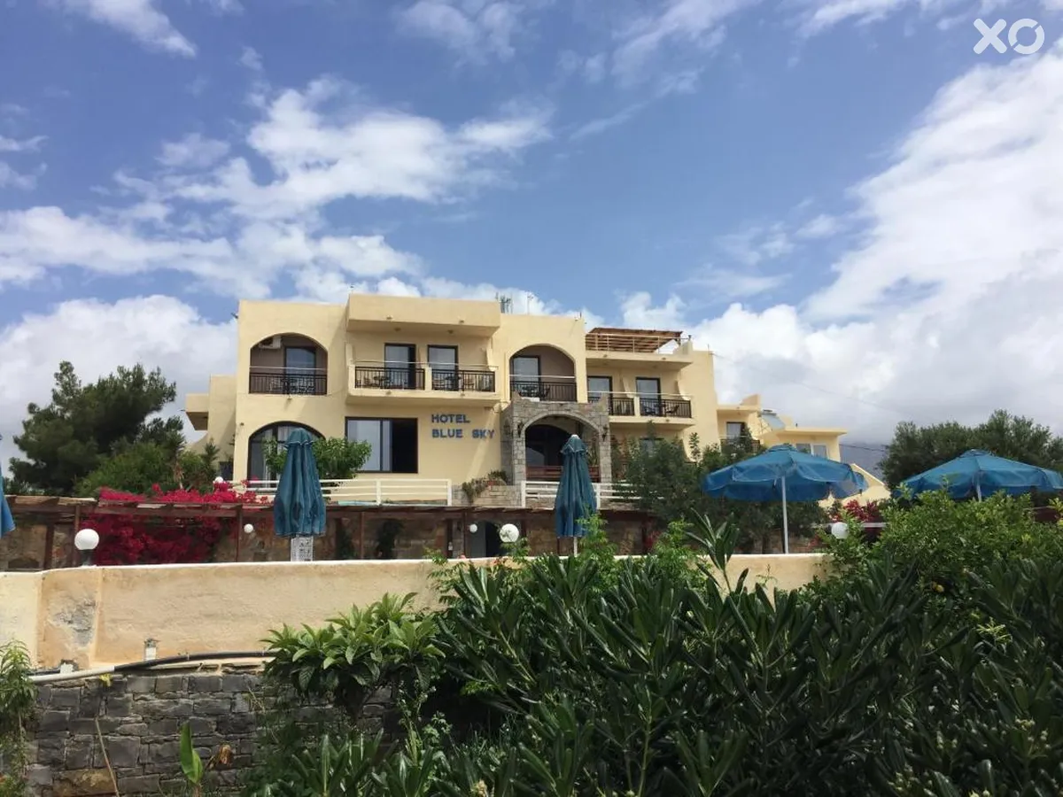 Blue Sky Hotel