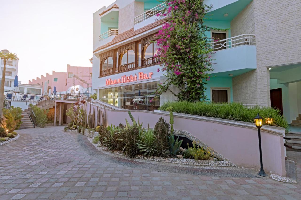 MinaMark Beach Resort