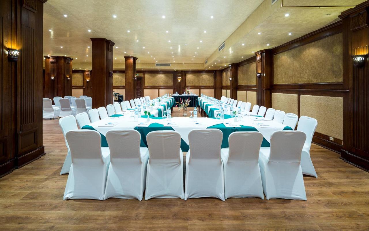 Riviera Aqua Park Resort ( ex. Hawaii Riviera Resort & Aqua Park)