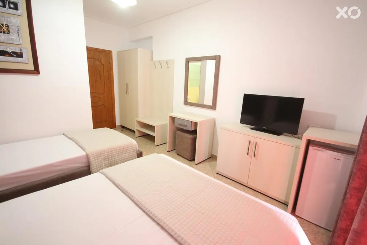 Julia Hotel