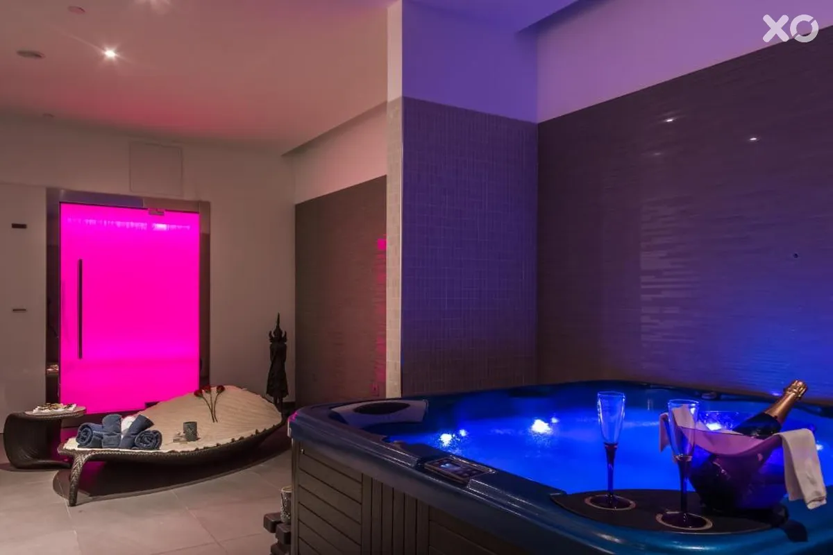 Royal Palm Resort & Spa