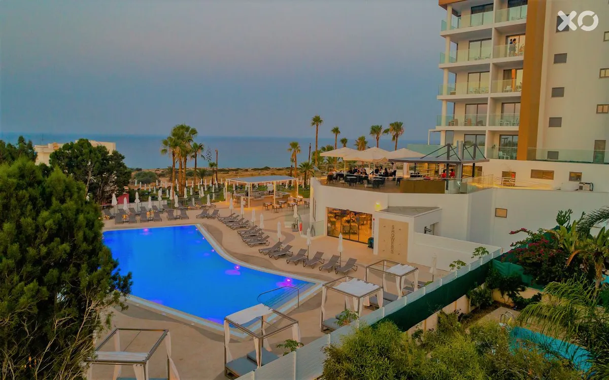 Leonardo Crystal Cove Hotel & Spa by the Sea