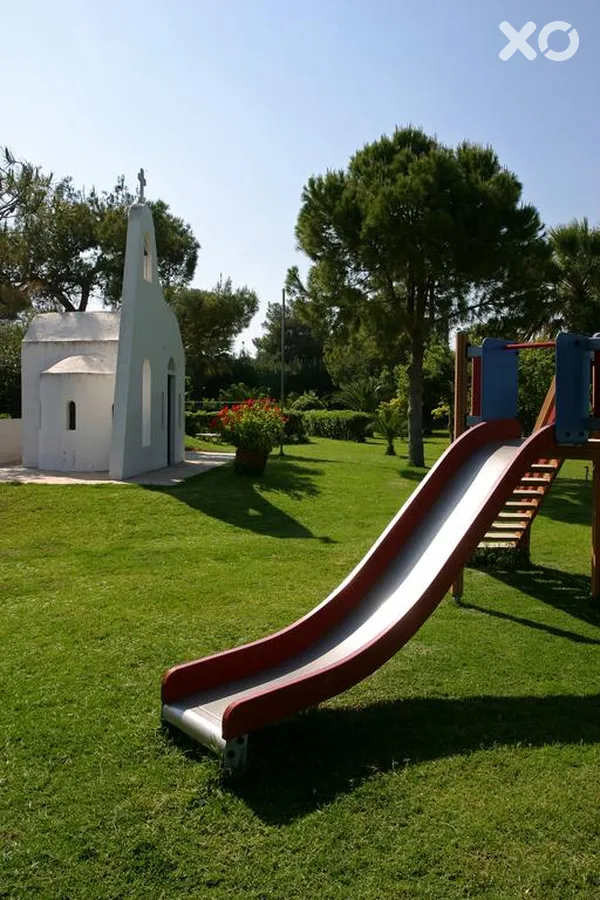 Kalamaki Beach Hotel