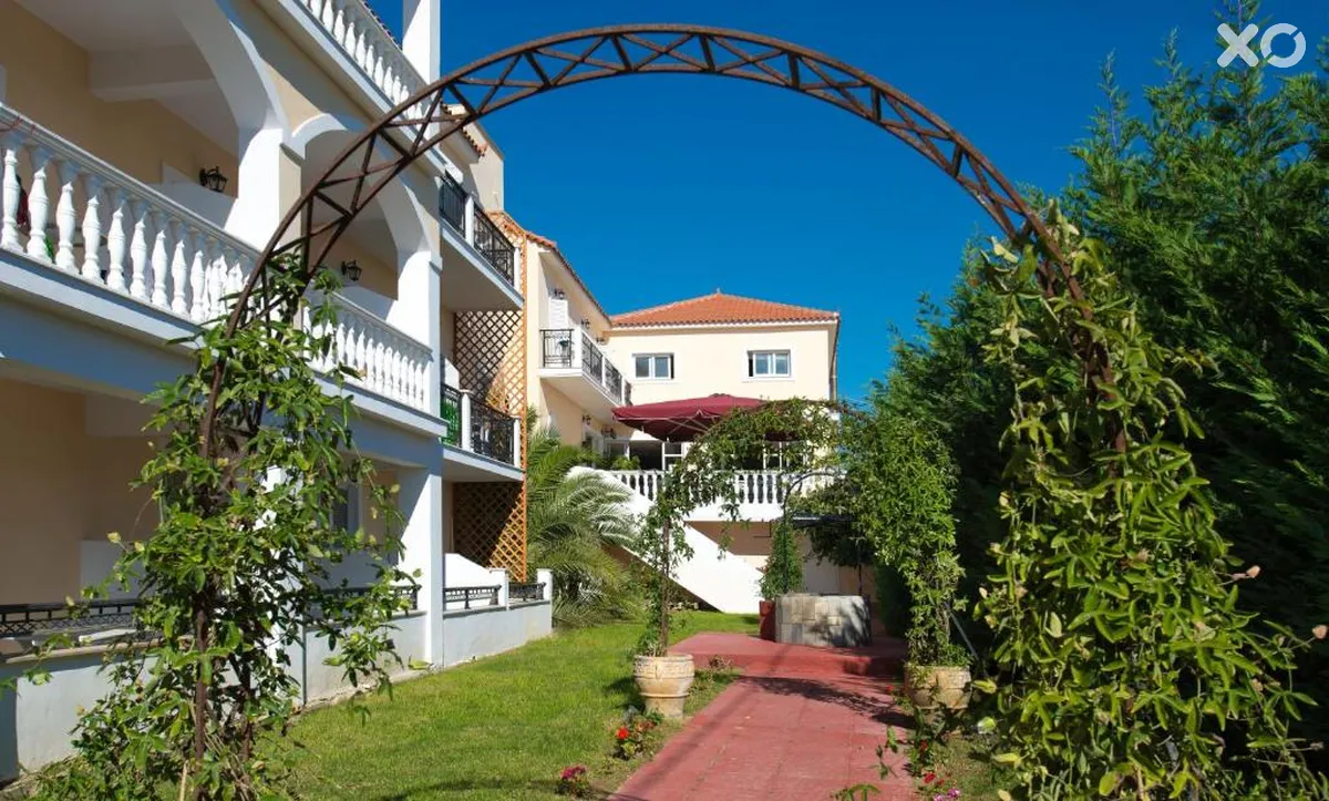 California Beach Hotel