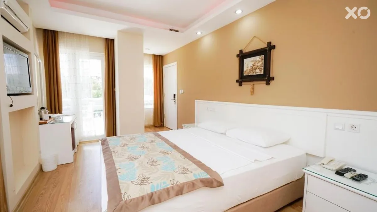 Lara World Hotel