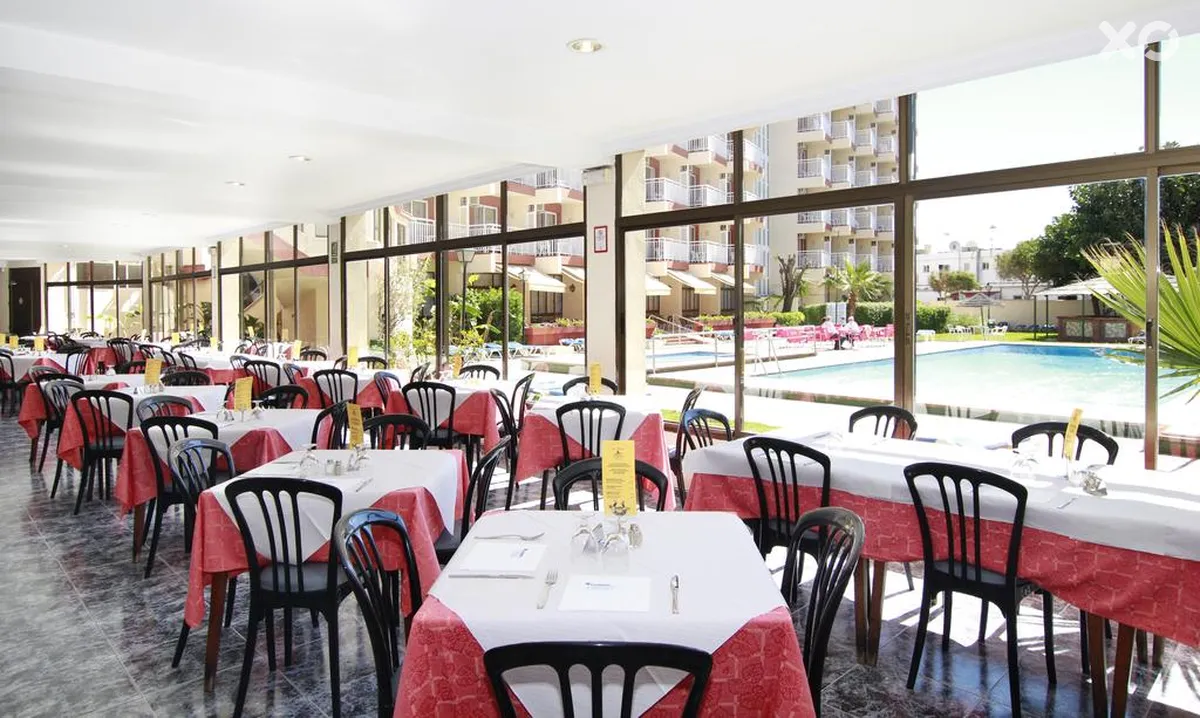Medplaya Balmoral Hotel