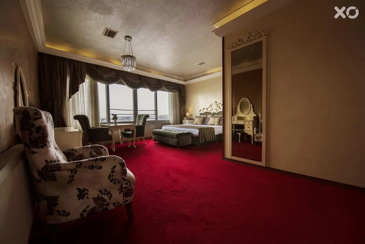 Elan Hotel