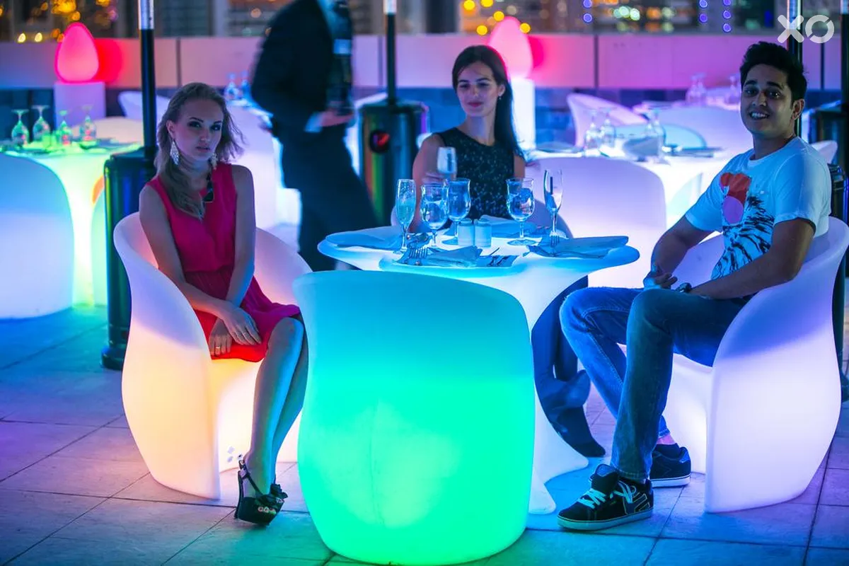 Two Seasons Hotel & Apartments Dubai