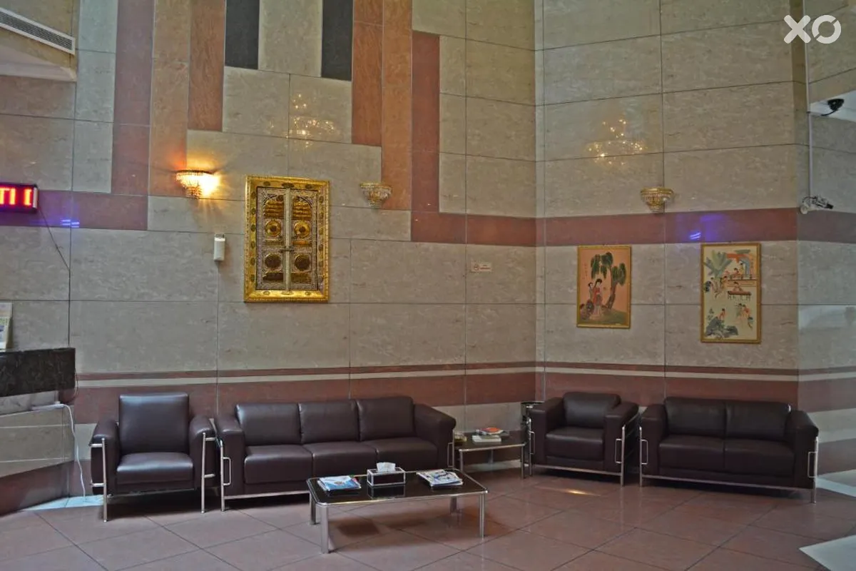 Queens Hotel