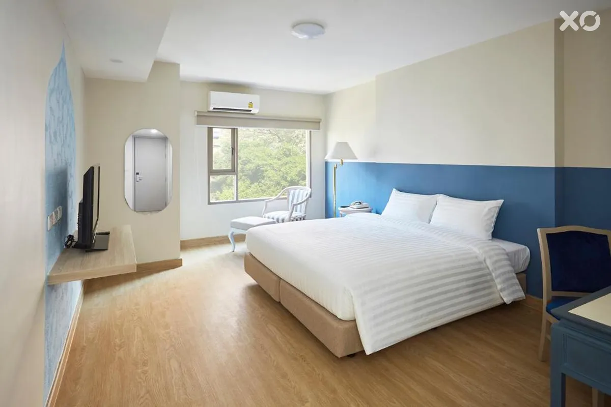 56 Surawong Bangkok Hotel