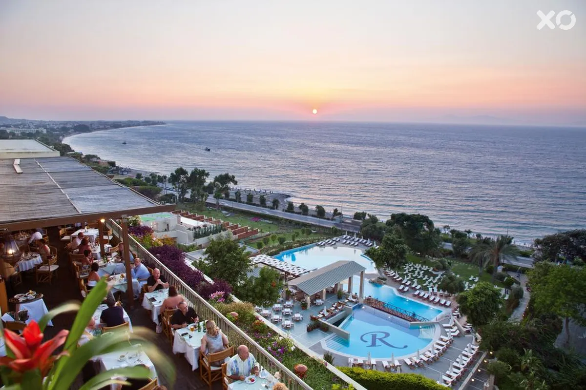 Rhodes Bay Hotel & Spa