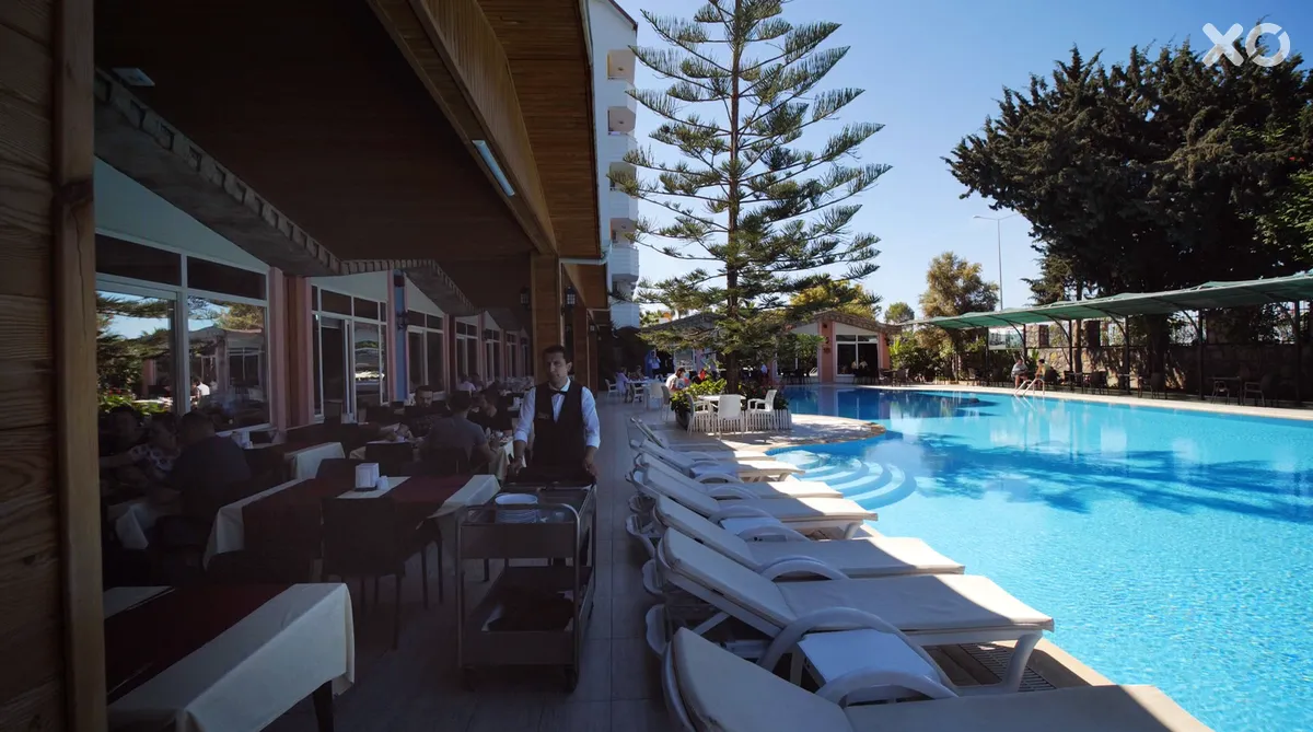 First Class Hotel