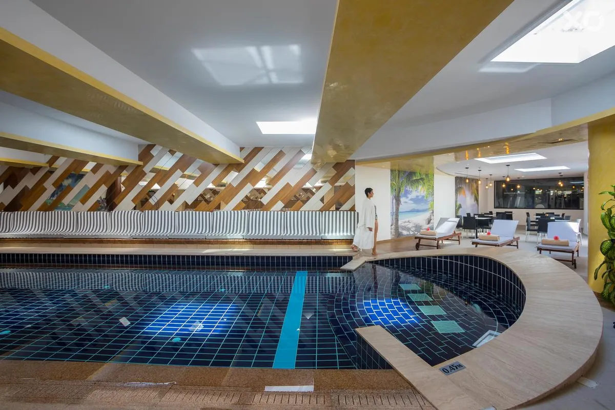 Cavo Maris Beach Hotel