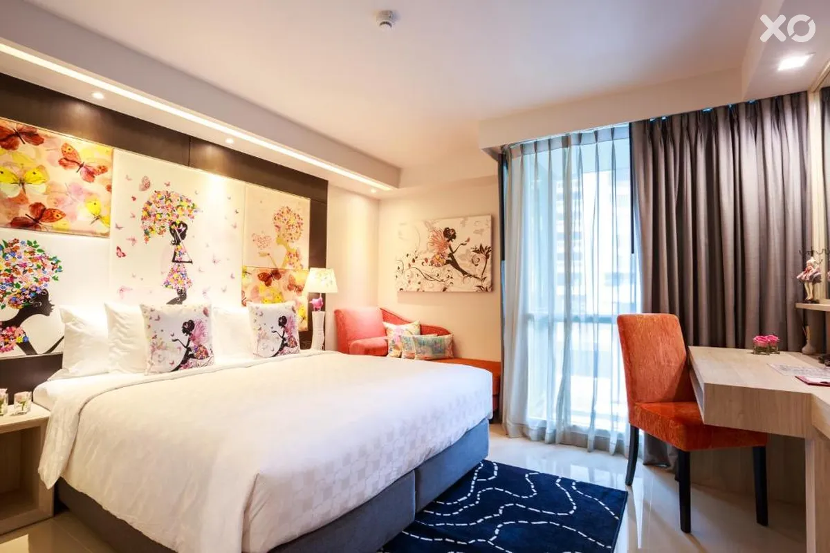 Clover Asoke Hotel