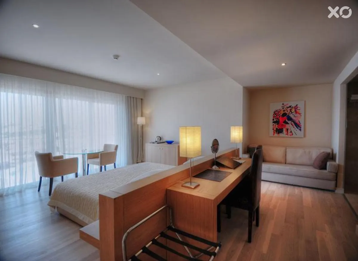 Lvzz Hotel