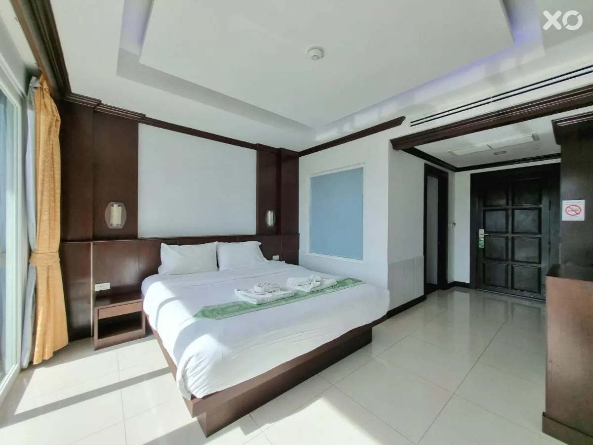 77 Patong Hotel & Spa