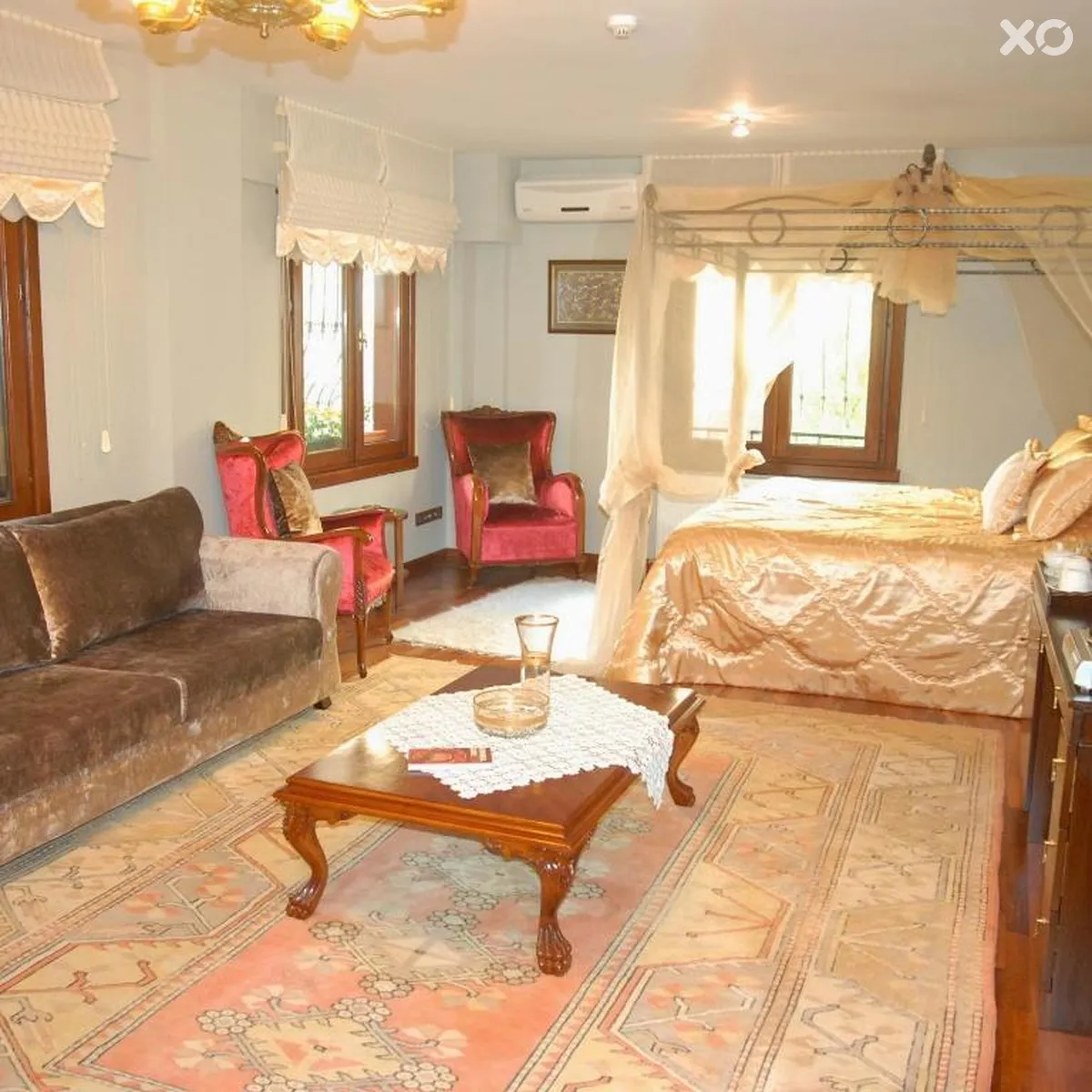 Sphendone Villa