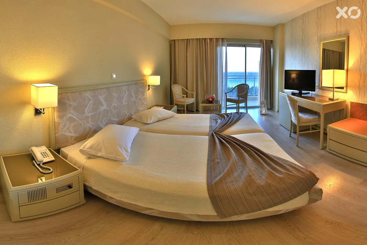 Pegasos Deluxe Beach Hotel