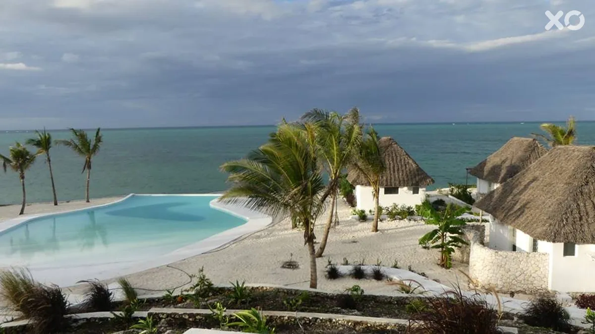 Zanbluu Beach Hotel