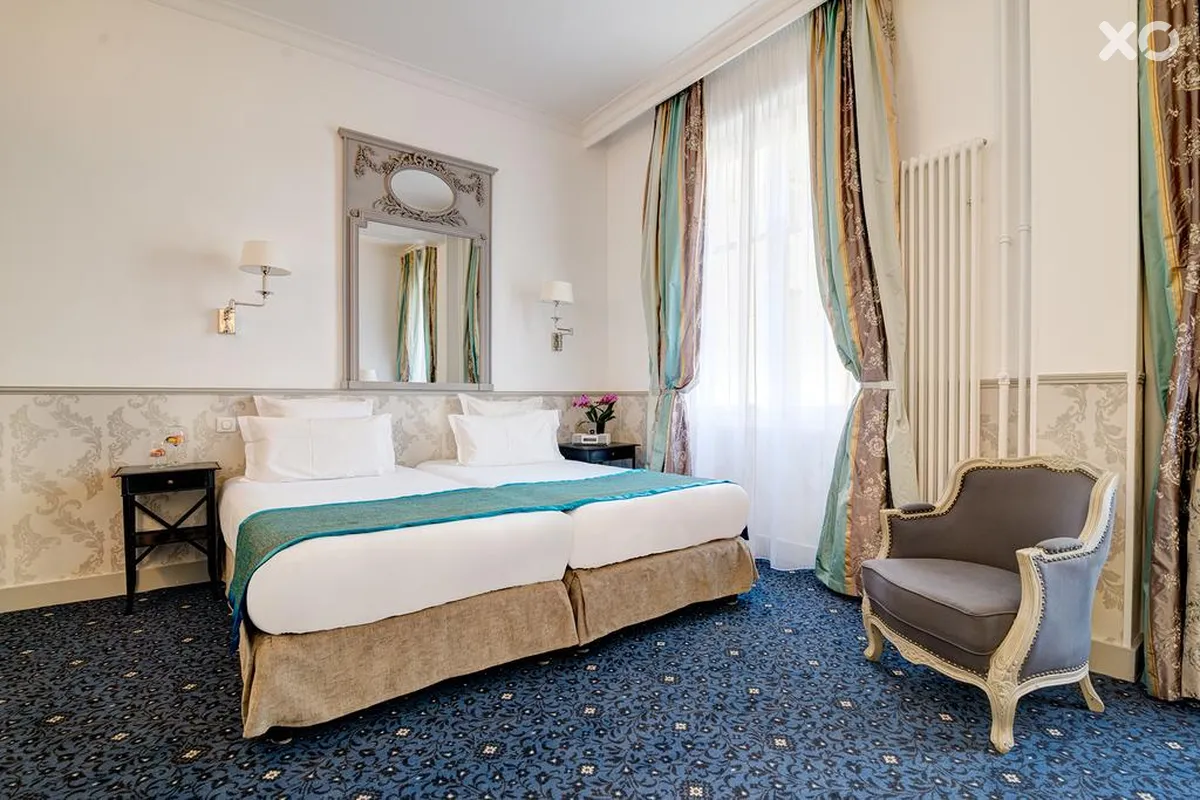 Bradford Elysees Hotel