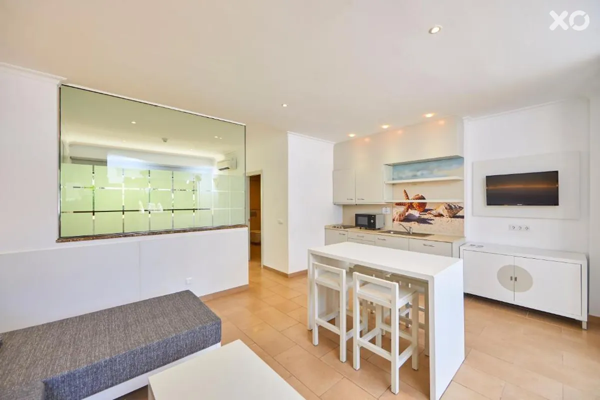 Jade Apartments