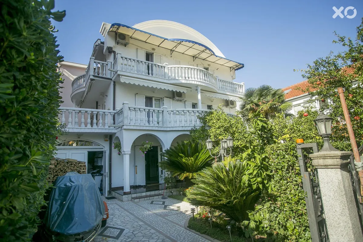 Villa Petrova