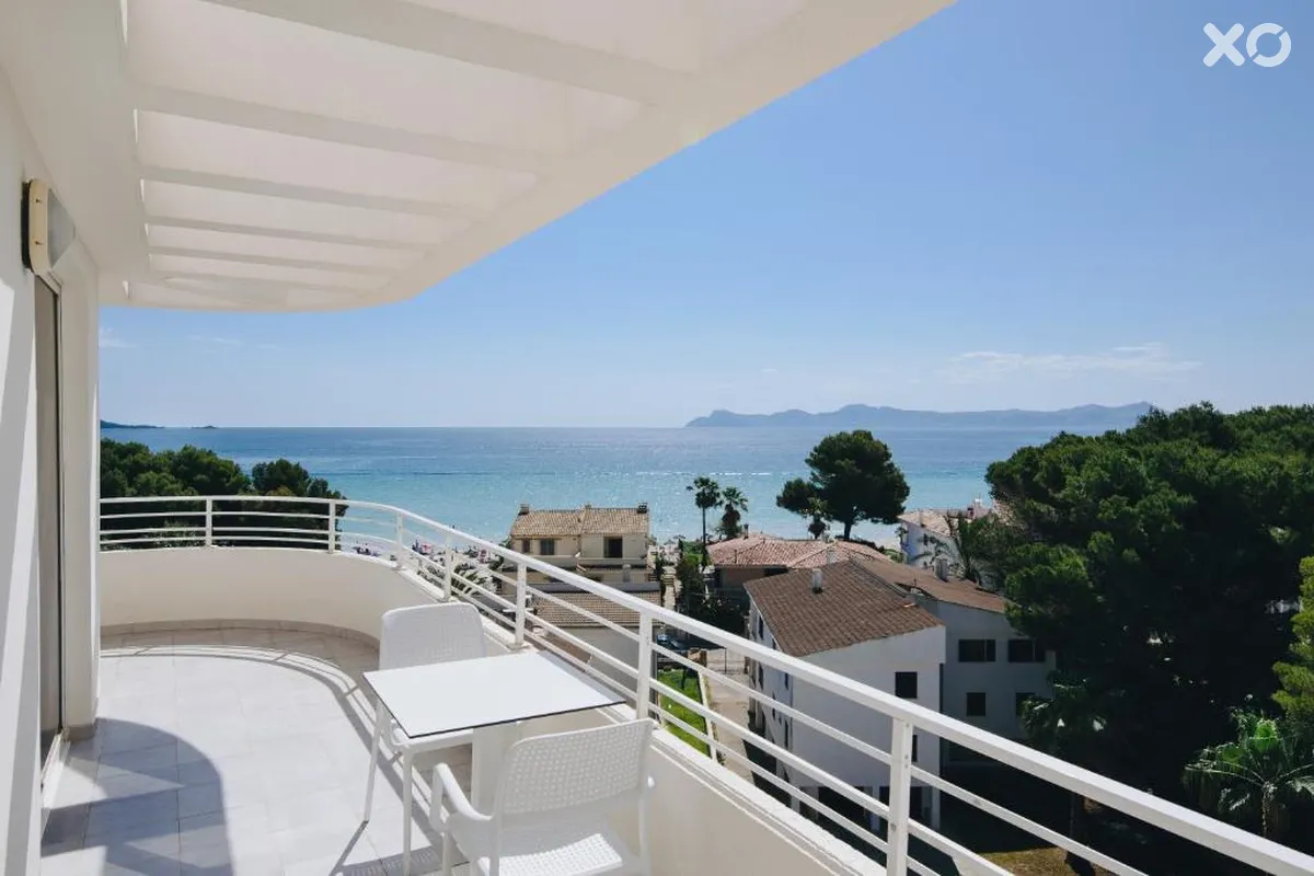 Ivory Playa Hotel